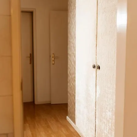 In Lisbon With 3 Bedroom Cozy Experience Apartment Loures